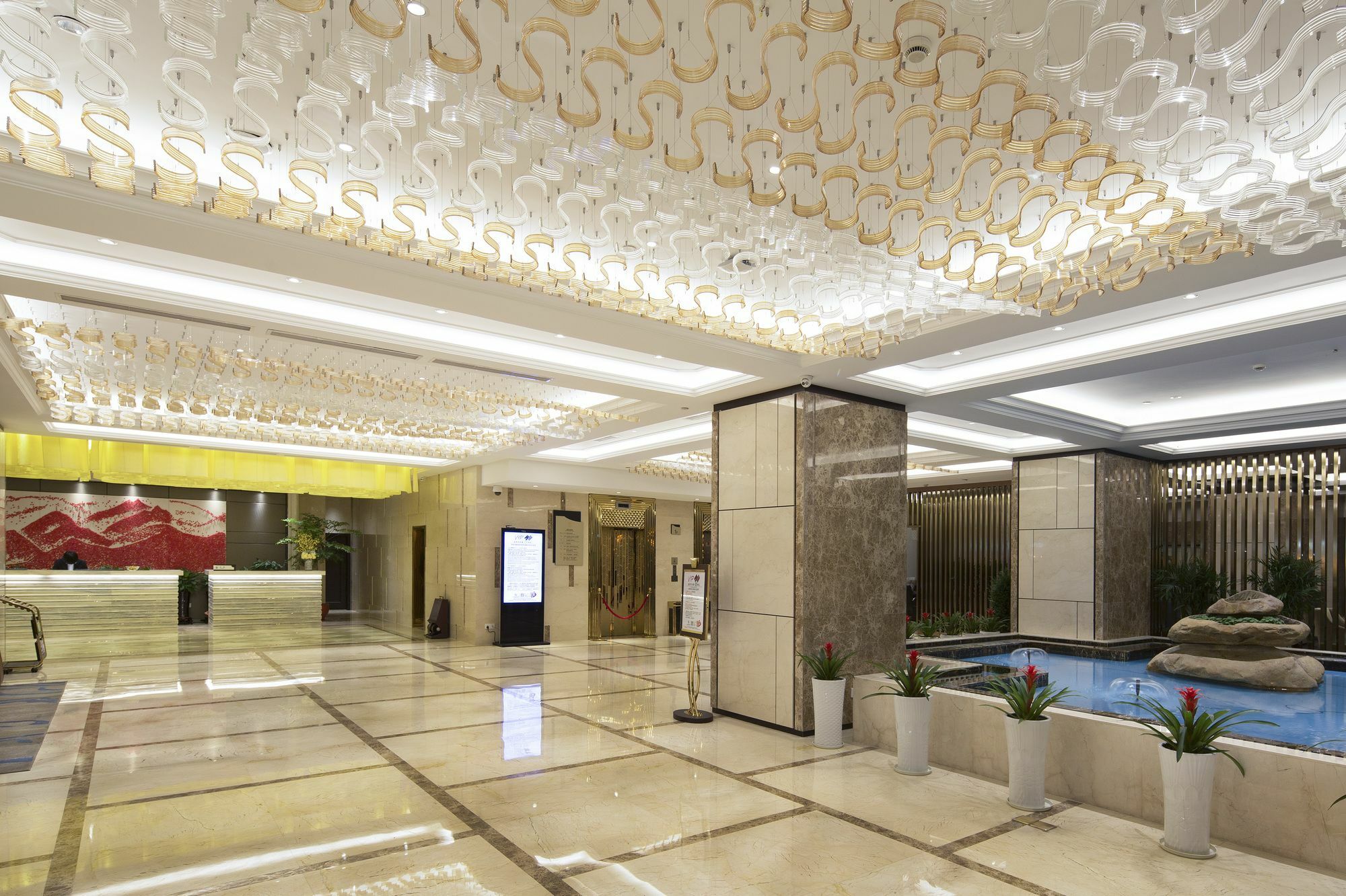 Yiwu Zhong Lian Kai Xin Hotel Εξωτερικό φωτογραφία